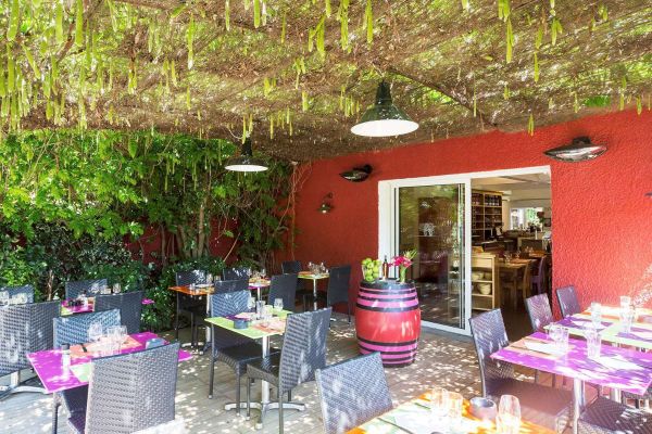 ibis Styles Aix-en-Provence Mas des Oliviers